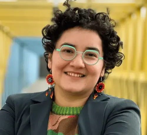 Headshot of Toya Lopez